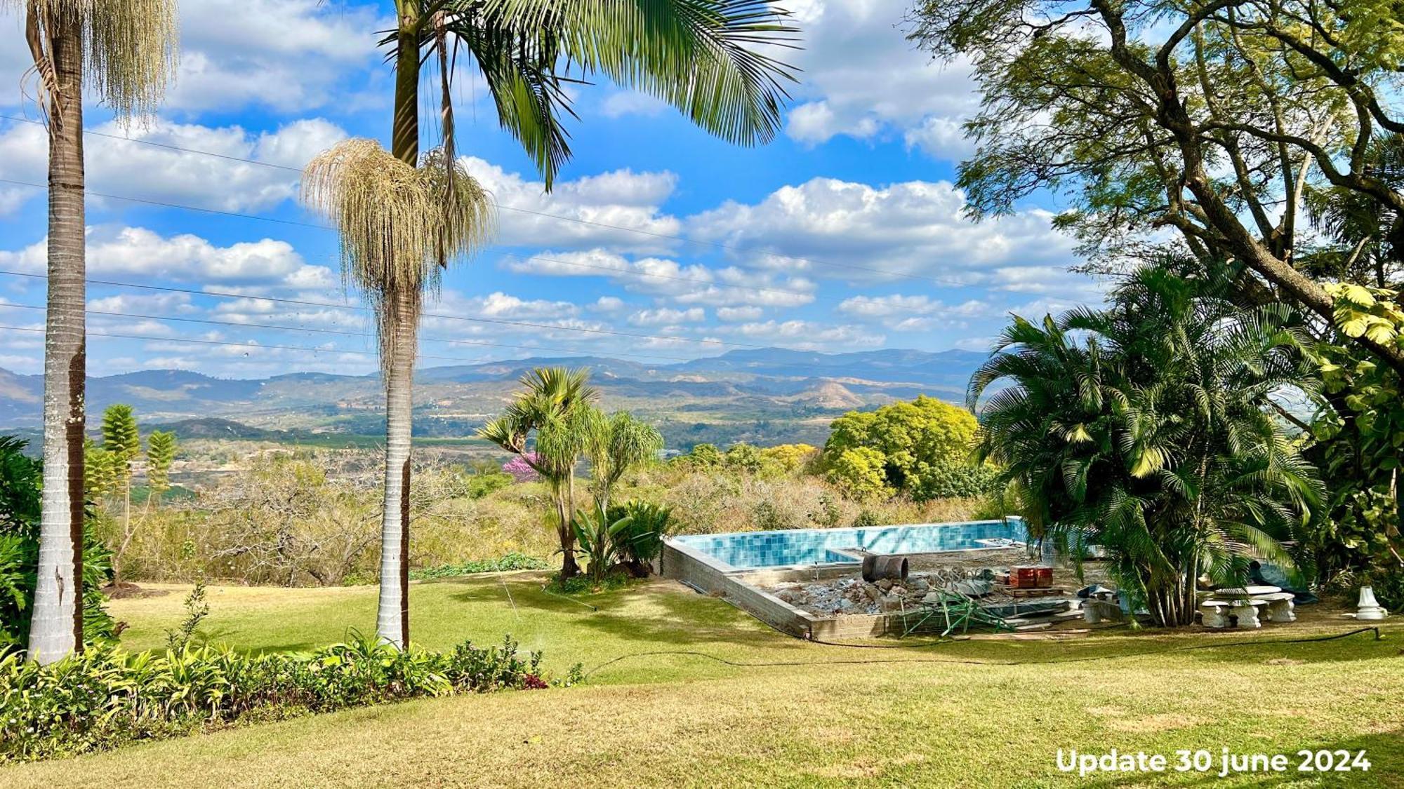 Loerieroep Estate - Mountainview Selfcatering Accommodation Nelspruit نيلسبروت المظهر الخارجي الصورة