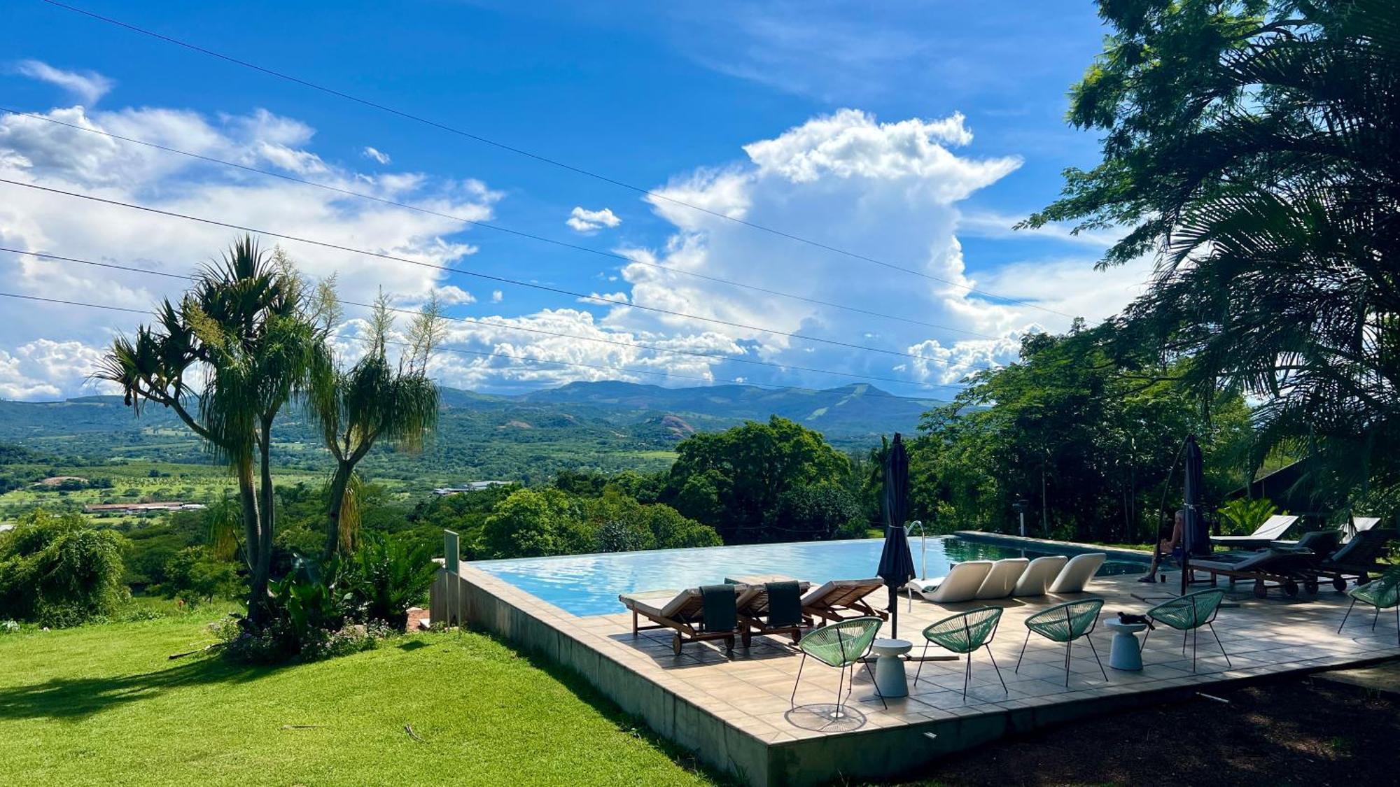 Loerieroep Estate - Mountainview Selfcatering Accommodation Nelspruit نيلسبروت المظهر الخارجي الصورة