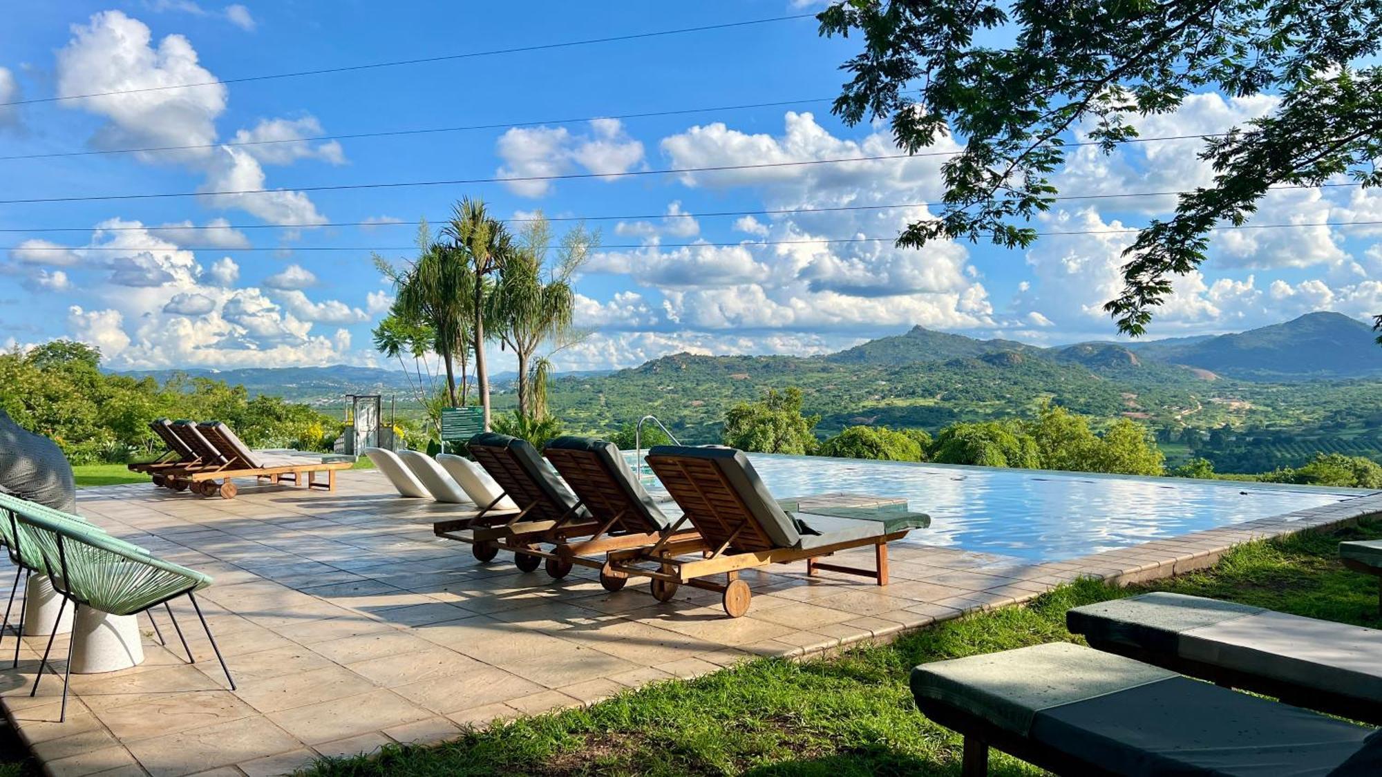 Loerieroep Estate - Mountainview Selfcatering Accommodation Nelspruit نيلسبروت المظهر الخارجي الصورة